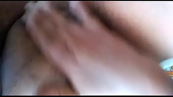 Preview 2 of Rubber Pussy And Wife - Se masturba para m&iacute_ la esposa de mi amigo