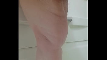 Preview 3 of Small Dick Chatroulette - Evaporatedmilker BBW peeing in shower