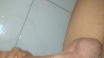 Preview 3 of Verjin Duter And Mom - Novinho dotado
