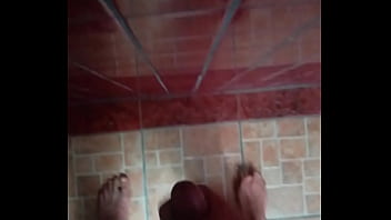 Preview 2 of Doublewhopper - masturbacion en la ducha