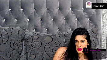 Preview 2 of Xxxxxx Hind - Seductive Teen Rubbbing Her Pussy Vigorously On Cam - cam sex From Cameroon