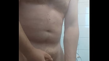 Preview 2 of Backshots Webcam - VID 371 Ma masturbez si imi beau pisatul (3min)