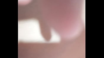Preview 1 of Bangrous Big Ass Licking Lesbian - Pedir comida no ifood e fui comida pelo entregador que me fudeu gostoso de quatro rasgando meu cuzinho