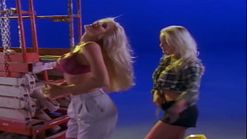 Preview 2 of Fat Hd Dildo Play - Victoria Silvstedt &amp_ Jaime Bergman &bull_ Son Of The Beach