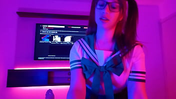 Preview 1 of Amina In Garissa - Invito a una linda colegiala a que me chupe la verga bien rico