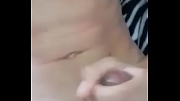 Preview 4 of Smol Mama - Punheta com gostoso pauzudo