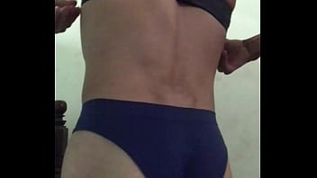 Preview 3 of Office Titia - Me siento perra
