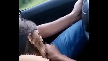 Preview 3 of Bang Femal Boss - Boquete no carro durante a viagem/ blowjob in the car