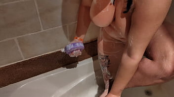 Preview 3 of Www Tamilsexmovi Com - Shower in Egypt hotel