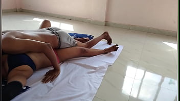 Preview 1 of Dirty Deepthroat Vomit - पडोस मे रेहने वाली हाॅट सेक्सी ठरकी यंग काॅलेज बेस्टफ्रेंड रश्मी कि चड्डी उतार कर देसी स्टाइल चुदाई