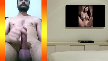 Preview 2 of Hot Girl Porn Hd - Punheta e gozada vendo lindas mulheres na TV (I.A.)