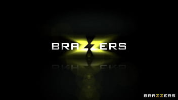 Preview 1 of Leya Falcons Xxx - Fuck This Dinner Party Up / Brazzers full trailer from http://zzfull.com/op
