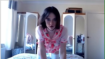 Preview 3 of Moth Nafs Ki Garl - Teen trap teases in cute outfit