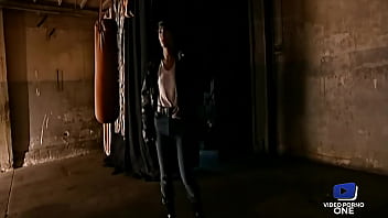 Preview 1 of Shot Gif - Lilith et Adrianna,  deux belles salopes,  s&#039_offrent une orgie dans le taxi