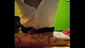 Preview 3 of Wwwlndiaxxxcom Xxxcom - Young