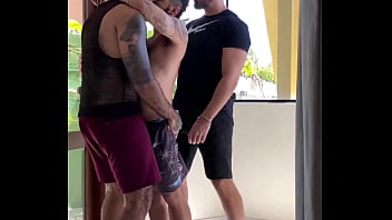 Preview 1 of Katrina Jade Full Romance Sex - O marid&atilde_o levou o puto pra eu comer e ficou gravando tudo