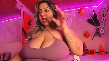 Preview 1 of New Hd Mom Free - Coraline Latin Chatur model 21 Oct 2022