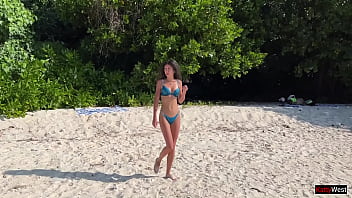 Preview 3 of Pns Selingkuh Indonesia - Pissed on a girl on a public beach - She was Shocked!