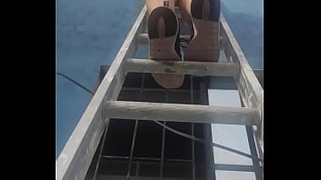 Preview 3 of Rachel Hayes - ME TOCA SUBIR ESCALERA EN TANGA