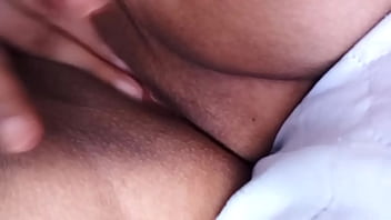 Preview 3 of Noile Eston - FAZENDO MINHA MULHER GOZAR NA SIRIRICA