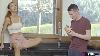 Preview 1 of Roxy Raye Fun Park - Family Pies S14-E1 Veronica Leal Always Wanted A StepBrother