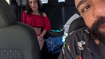 Preview 2 of Desi Cute Girl On Cam - Aventuras do Casal Mattos - Fomos para praia com a Ninfetinha e aprontamos em todo lugar