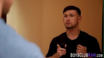 Preview 1 of Gard N - Gay hunk giving head and fucking