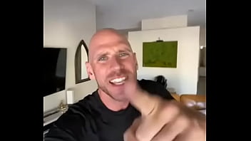 Preview 2 of Nepali Pusy Ten - Jonny sins message to rockstar.watch it on youtube @cliff plays