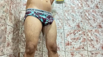 Preview 2 of Ddog Xnxxx - Foque de pau duro tirando a cueca