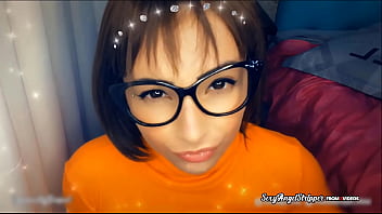 Preview 4 of Arjhvtupr - Velma &amp_ the Monster Creampie - Velma CHUPANDO gostoso o Pau do Monstro ate encher a Boquinha de Leitinho - Scooby Doo