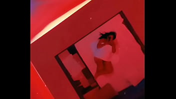 Preview 1 of First Seel Broken Sister Brother - Ficante em cima da cama