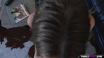 Preview 2 of Main Dildo Sampai Crott - I caught my stepsister stealing cash from our parents