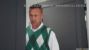 Preview 3 of Xxx Mama Fiu - Desperate DILF Dicks a Dirty Doll.Lily Lou / Brazzers  / stream full from www.zzfull.com/icks