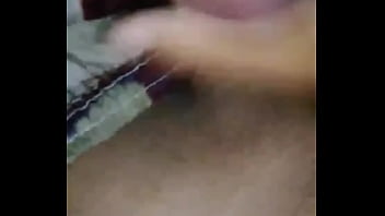 Preview 1 of Massage Plus - Novinho Dotado Gozando Muito