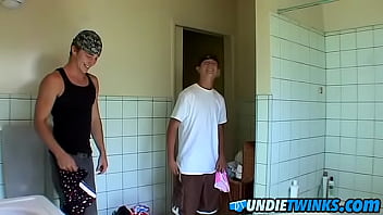 Preview 1 of Cmtnueerw - Young amateurs Kelly Cooper and Grant Hiller changing undies