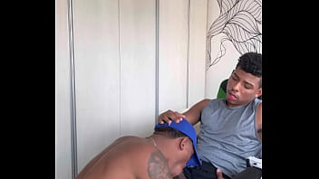 Preview 2 of Romance Xxxindian - CHAMEI MEU AMIGO PRA JOGAR E ACABAMOS NA CAMA