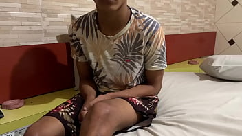 Preview 2 of Johny With Ferrara - Pronto. Mais um novinho de rua pra lista. 18 aninhos,  leiteiro . #fetiche #mavambo #mendigo
