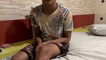 Preview 1 of Johny With Ferrara - Pronto. Mais um novinho de rua pra lista. 18 aninhos,  leiteiro . #fetiche #mavambo #mendigo