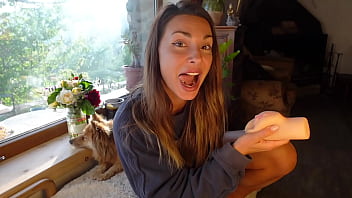 Preview 3 of Deb Masturbating On Laptop - How to EAT PUSSY