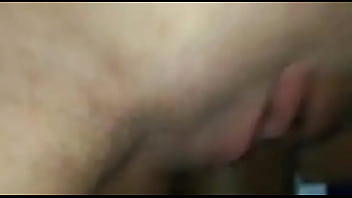 Preview 4 of Buclk Giod - Novinha branquinha sentando de um jeito magico
