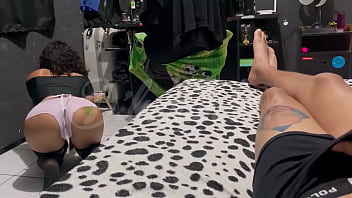 Preview 2 of Layanam Sex Video - Minha empregada safadinha ficou querendo putaria na hora do servi&ccedil_o