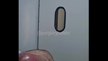 Preview 1 of Indian Vellage Hindi Porn - HETERO CASADO VEIO ALIVIAR NO GLORYHOLE E PEDIU UM V&Iacute_DEO PARA LEVAR DE LEMBRAN&Ccedil_A (COMPLETO NO RED)