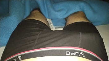 Preview 1 of Crackeada - Morning wood handjob