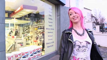 Preview 4 of Just Mamy Sxx - Beautiful and very slutty slut shows her ass in public while pissing between her legs