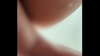 Preview 4 of Tetona Manoseada - 【素人】下着ってそそられませんか 最後の最後まで脱がせたくない【可愛い妻】