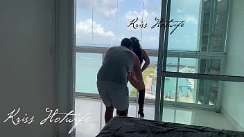 Preview 2 of This Girl Got Aroused - Corno do meu marido me filmando enquanto eu me exibia na varanda para os vizinhos