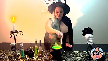 Preview 2 of Dad Fuck Mom Son Watching - Pawg Betty Bang Put Spell On Men With Huge Ass