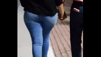 Preview 3 of Sexy Big Boobs Sex - Hermosas nalgas en pantalon azul caminando  esta bien buenota...(1a parte)