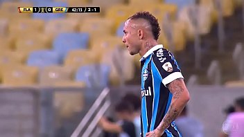 Preview 1 of Amteur Small - CARIOCA BOTANDO 5 NA GAUCHINA