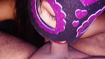 Preview 4 of Uk Angie5 - Chupada expectacular con leche en la boca la muy puta le proboca